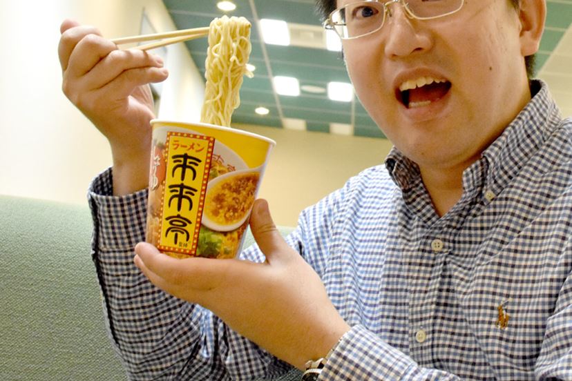 安うまラーメンチェーン”来来亭、カップ麺は「京都風醤油ラーメン」をどこまで再現した？ - 価格.comマガジン