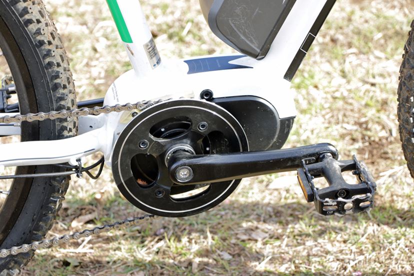オフロードで本格的に遊べる“MTB×電動アシスト”「TAGETE27.5」の