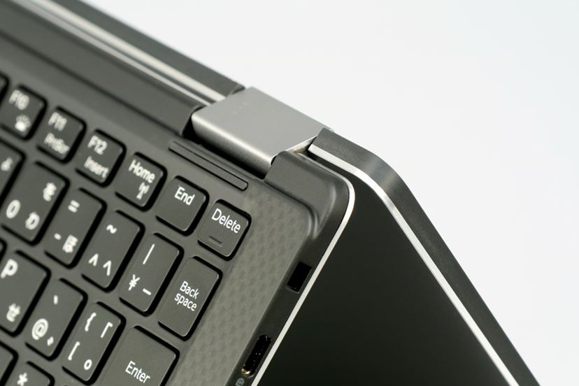 ノートパソコン DELL XPS13 2-in-1 タッチペン顔認証指紋認証 3万円高で2in1化を果たした「New XPS 13 2-in-1」の実力は