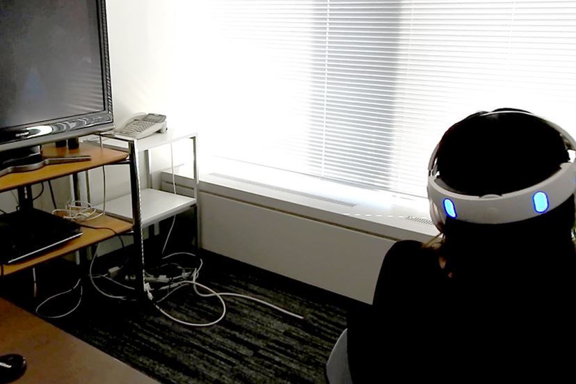 バイオハザード7」恐怖のVR体験！ 怖いの苦手な女子が挑戦