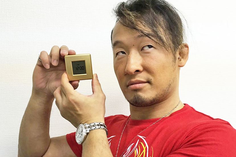 小さくなっても機能は…4倍!? ベッドに置きたいスマート時計 - 価格.com