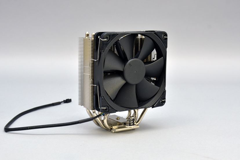 AMDの逆襲始まる！ 8コア16スレッドのAMD最新CPU「Ryzen 7」3モデルを