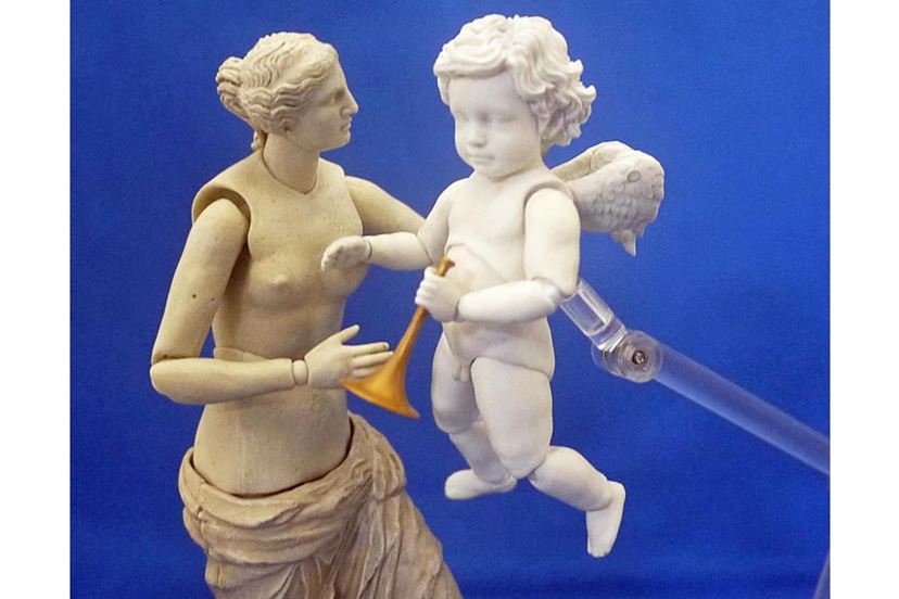 【新品】✞雲の上を散歩する天使達　フィギュア　置物 おなじみの天使な衣装で生き生きと立体化！海外でも人気のVTuber「天使