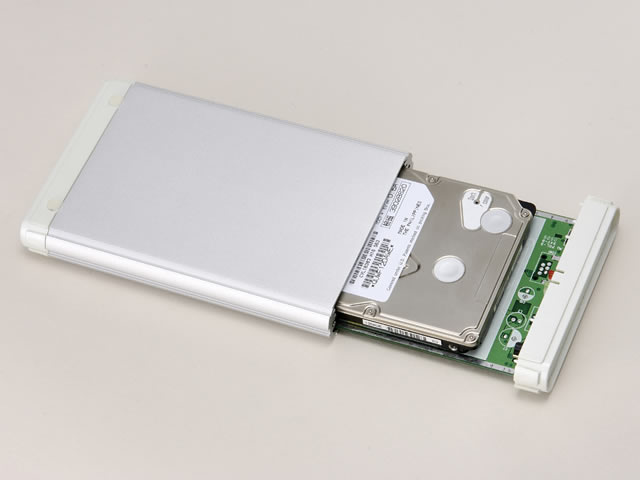 2.�@�y�m�[�gPC�̗�z ���f�X�N�g�b�vPC��HDD�𑝐݂���X�y�[�X���Ȃ��ꍇ�ɂ́A�����菇�ōs���܂��B 2-1�@�V����HDD���AHDD�P�[�X�Ɏ��t���܂��B 