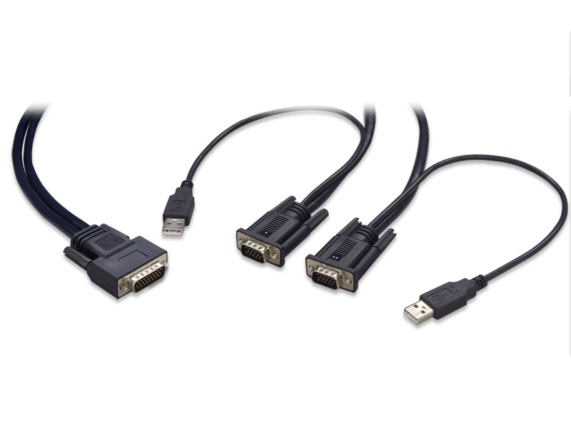 ���i�ɓY�t��KVM�P�[�u���B�����ؑ֊푤�A�E���R���\�[�����B