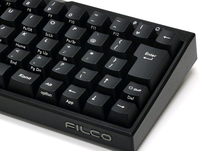 �P�[�X��O���ʂɁuFILCO�v�̃��S���ۗ���