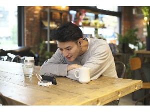 �r���g�C���X�^���h�@�\�𓋍�