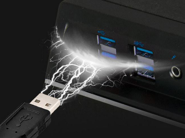 ��d�����ꂽ�Ód�C�ی�B�O�ʂɔz�u����Ă���USB 3.1 Gen1�|�[�g�́AUSB�f�o�C�X�̔��������̍ۂ̐Ód�C�ɂ��_���[�W��h�����߁AIC�ŕی삳��Ă��܂��B