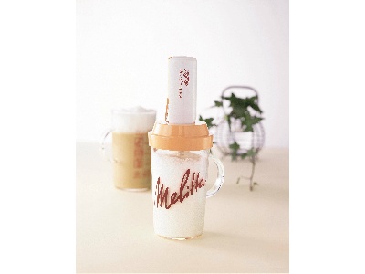 �����^ ���e�J�b�v������΂��ƂŋC�y�ɃJ�t�F�C���B