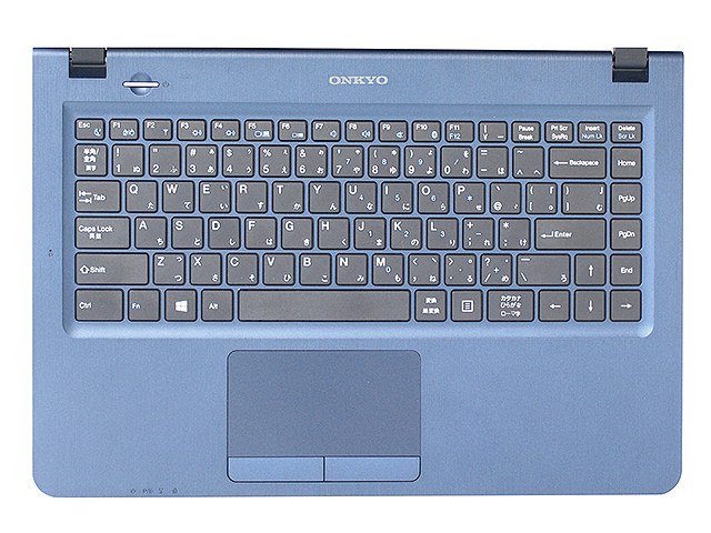 �L�[�g�b�v��Ɨ��������A�C�\���[�V�����L�[�{�[�h�̗p�B�L�[�s�b�`���ő���m�ۂ��A�����^�ѕ֗��ȃm�[�gPC�ł����K�ȃL�[���͊���񋟁B���̏��i�Ȃ�ł͂̃^�b�`�ƃL�[�{�[�h�������������I���삪�\�B