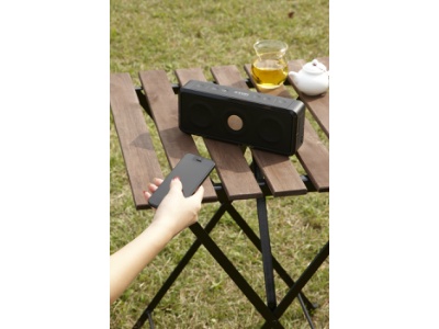 �A�E�g�h�A�ł�����