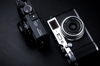 富士フイルム FUJIFILM X100F [ブラック] 価格比較 - 価格.com