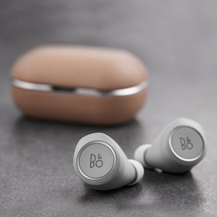 本格派ま！ センターバレー 新品 Bang Olufsen Beoplay E8 2.0 Motion True Wireless In-Ear  Earphones, Graphi