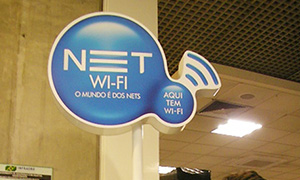 コンゴーニャス空港出国ロビーの無料Wi-Fiスポット