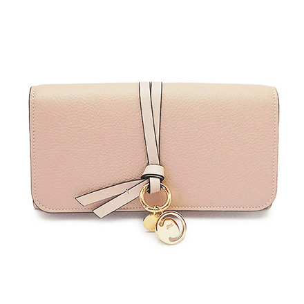 �N���G ALPHABET �����O�E�H���b�g