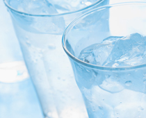 水