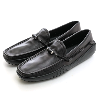 トッズ ドライビングシューズ