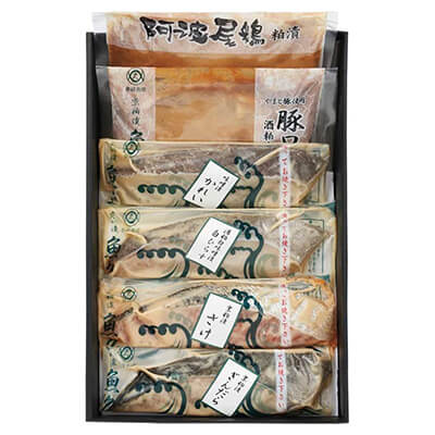 ������ �e��