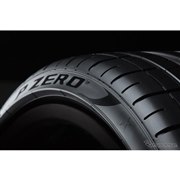 ピレリ P Zero など4モデル、BMW X4 新型に新車装着