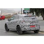 ルノー「E-Tech」第2弾は キャプチャー か…PHEVモデルをスクープ