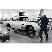 アストンマーティン『DB5ボンドカー』、25台を限定生産