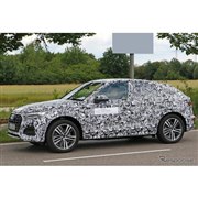 アウディの新型クーペSUV「Q5スポーツバック」最新プロトをスクープ…グリルやライトに専用デザイン
