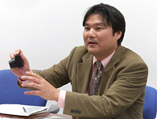 リコー
パーソナルマルチメディアカンパニー 企画室 スペシャリスト 荒井 孝さん