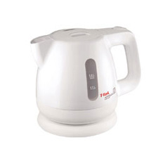 �A�v���V�A �E���g���N���[�� 0.8L