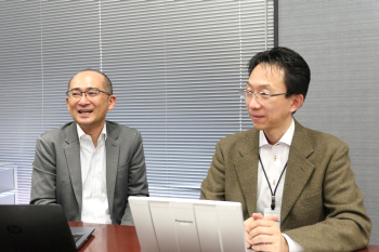 ���̍������{��PC���[�U�[�ƈꏏ�ɖʔ����s��������Ă��������ƌ�邲�S����