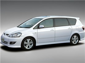 �C�v�T�� 2001�N���f��