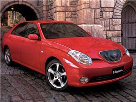 ���F���b�T 2001�N���f��