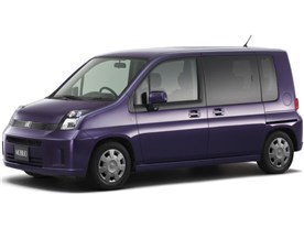 ���r���I 2001�N���f��