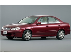 ブルーバード シルフィ 2000年モデル