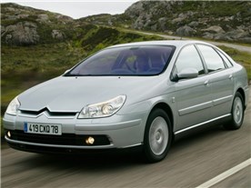 C5 2001�N���f��