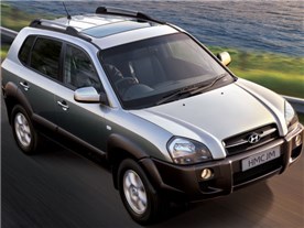 JM 2004�N���f��