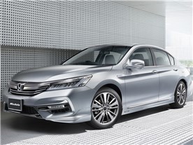 �A�R�[�h 2013�N���f��