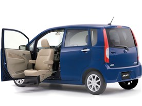 ���[�� �����ԗ� 2010�N���f��