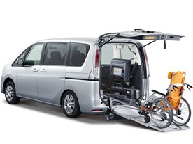 �Z���i �����ԗ� 2010�N���f��