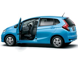 �t�B�b�g �����ԗ� 2013�N���f��