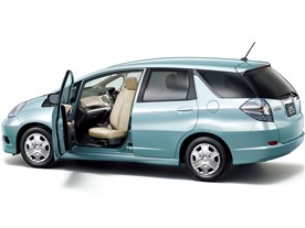 �t�B�b�g�V���g�� �����ԗ� 2011�N���f��