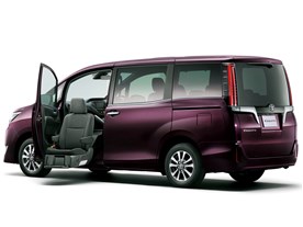 �G�X�N�@�C�A �����ԗ� 2014�N���f��