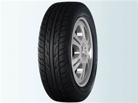[1�{] HD921 245/45ZR20 103W XL ���i�摜