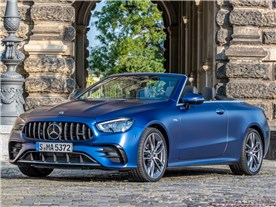 E AMG �J�u���I�� 2018�N���f��