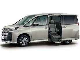 �m�A �����ԗ� 2022�N���f��