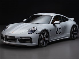 911 �X�|�[�c�N���V�b�N 2022�N���f��