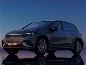 EQS SUV 2023�N���f��