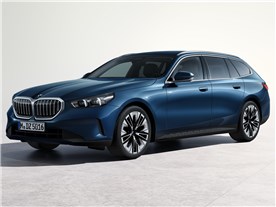 5�V���[�Y �c�[�����O 2024�N���f��