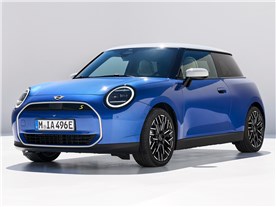 MINI 3 DOOR 2024年モデル