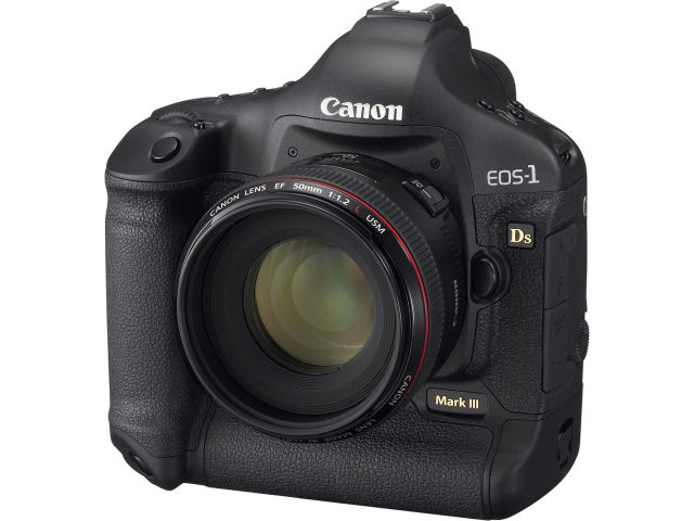 EOS-1Ds Mark III �{�f�B �̐��i�摜
