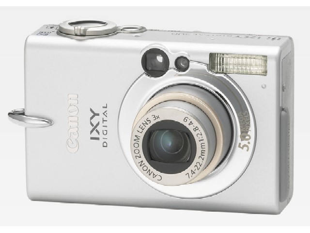 IXY DIGITAL 500 �̐��i�摜